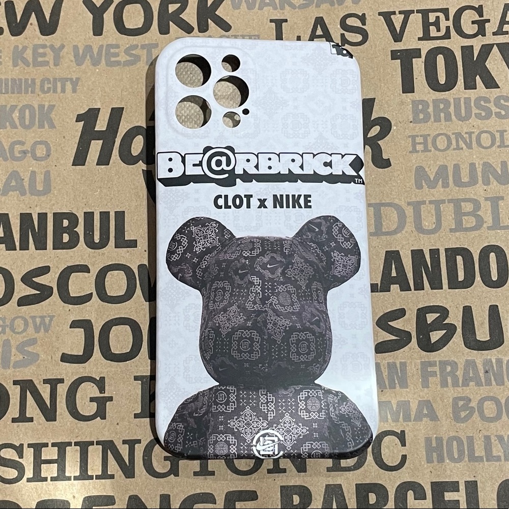 White Be@rbrick Design iPhone 12 Pro Case